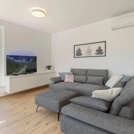 Bela Apartment Bovec