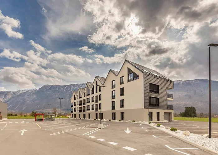 Bela דירה בובק